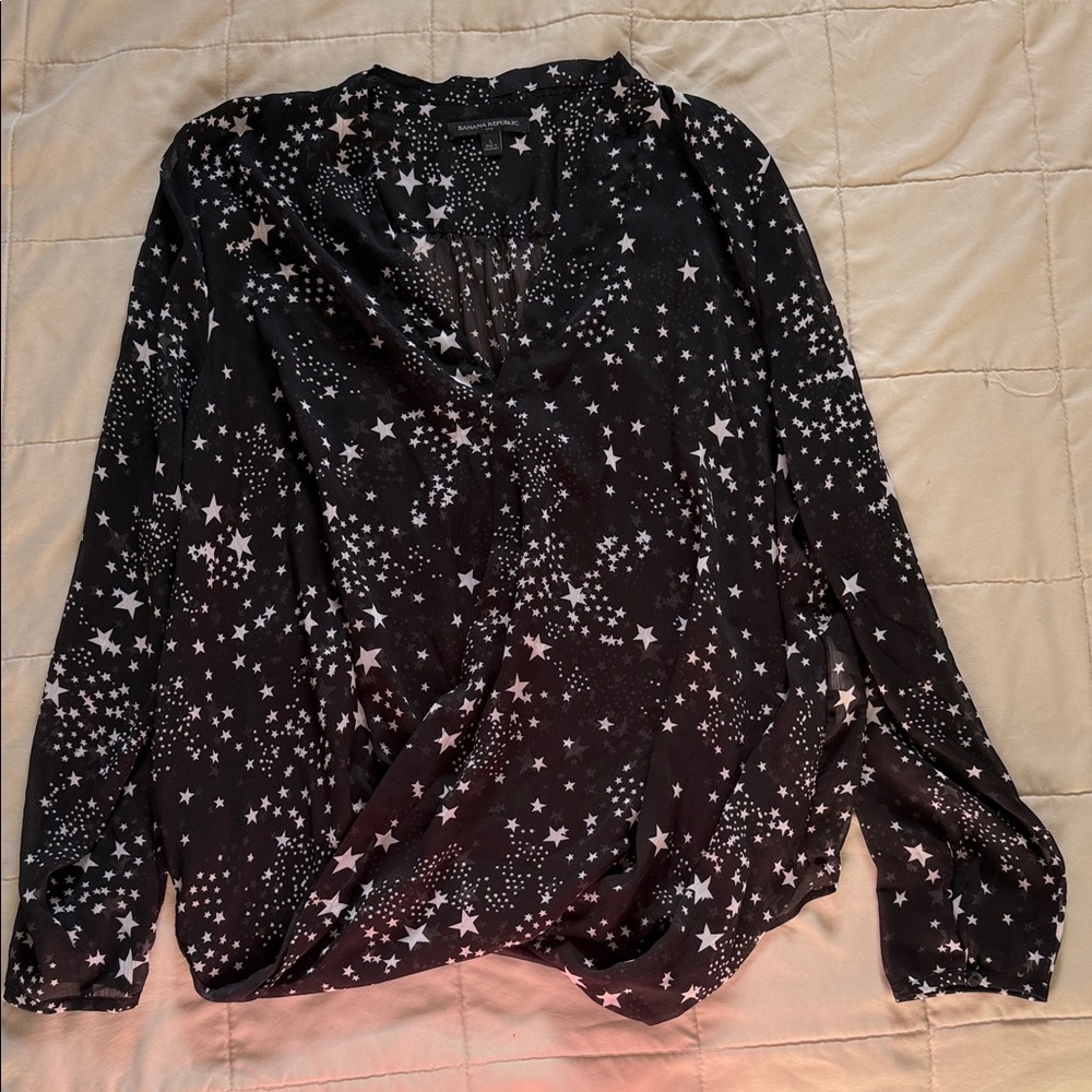 Banana Republic Black and White Star Blouse